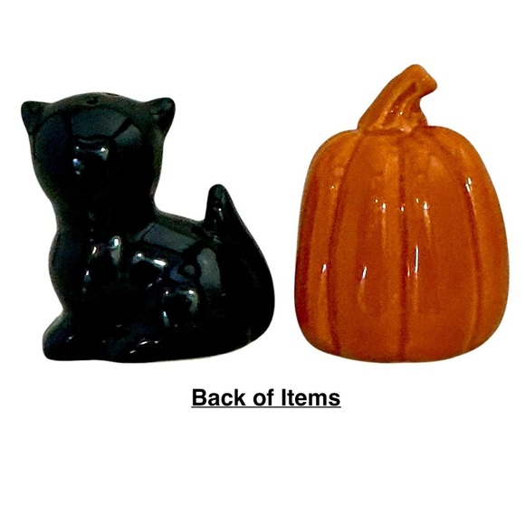 Salt Pepper Shakers Cat Harvest Pumpkin Halloween Ceramic Whimsical 2 Piece Set - Picture 3 of 16
